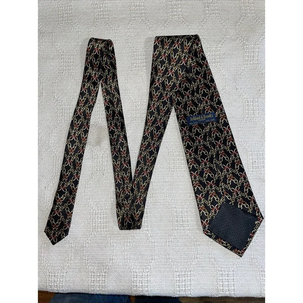 Ashford & Brooks Men’s Dress Tie Size 57” 3.75” Black Chain Motif Silk Business
